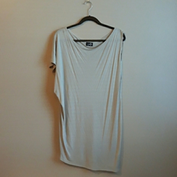 Asymmetrical Tunic - Picture 2 of 8